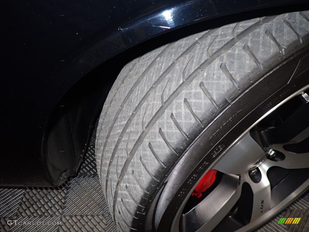 2011 Challenger SRT8 392 - Black / Dark Slate Gray photo #40