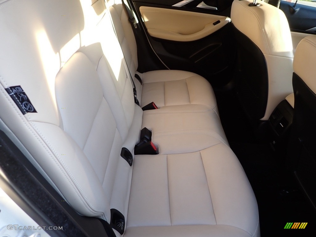 2017 Infiniti QX30 Premium AWD Rear Seat Photos