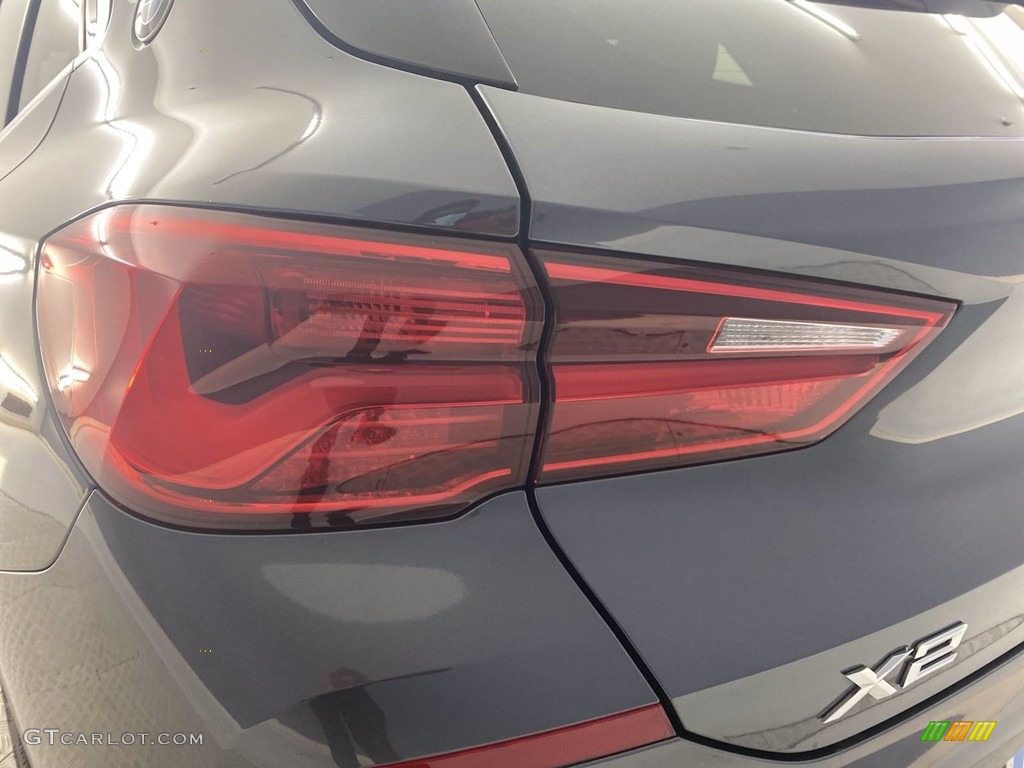 2018 X2 xDrive28i - Mineral Grey Metallic / Black photo #9
