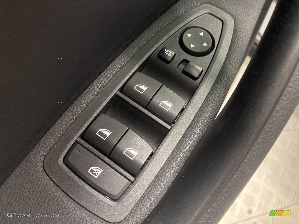 2018 X2 xDrive28i - Mineral Grey Metallic / Black photo #14
