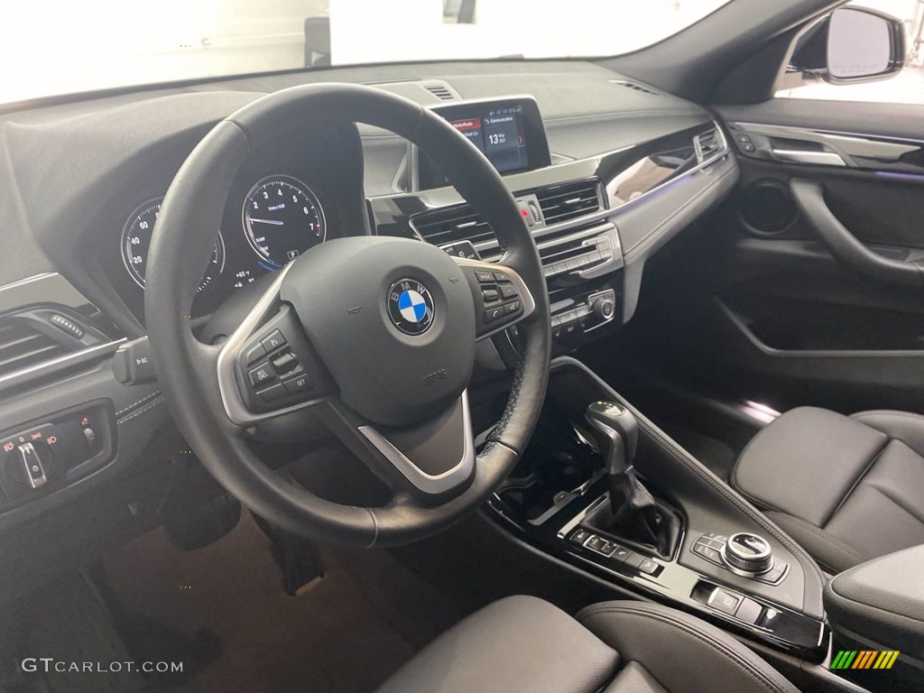 2018 X2 xDrive28i - Mineral Grey Metallic / Black photo #16