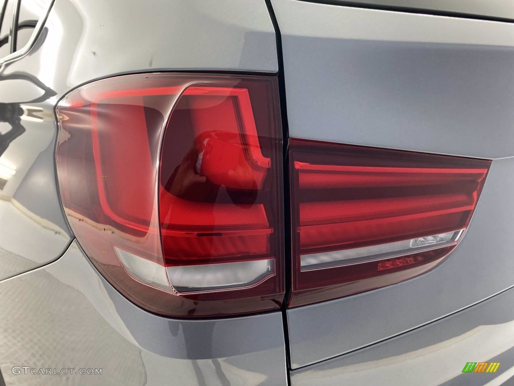 2018 X5 sDrive35i - Space Gray Metallic / Black photo #9