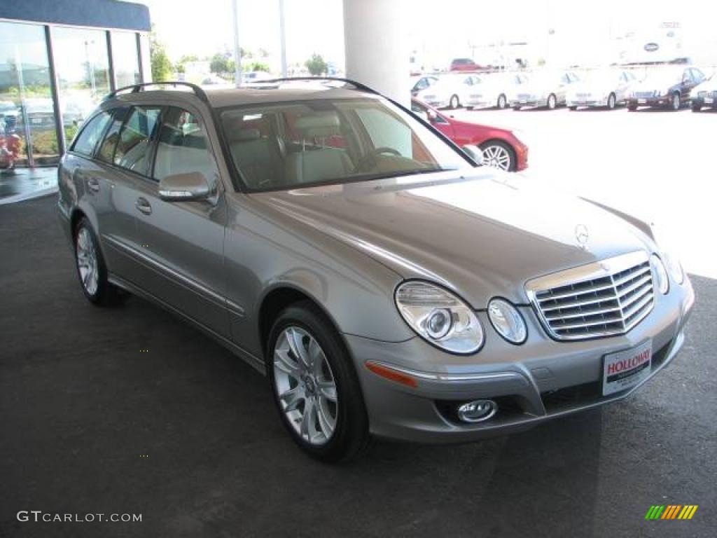 2009 E 350 4Matic Wagon - Pewter Metallic / Cashmere photo #3