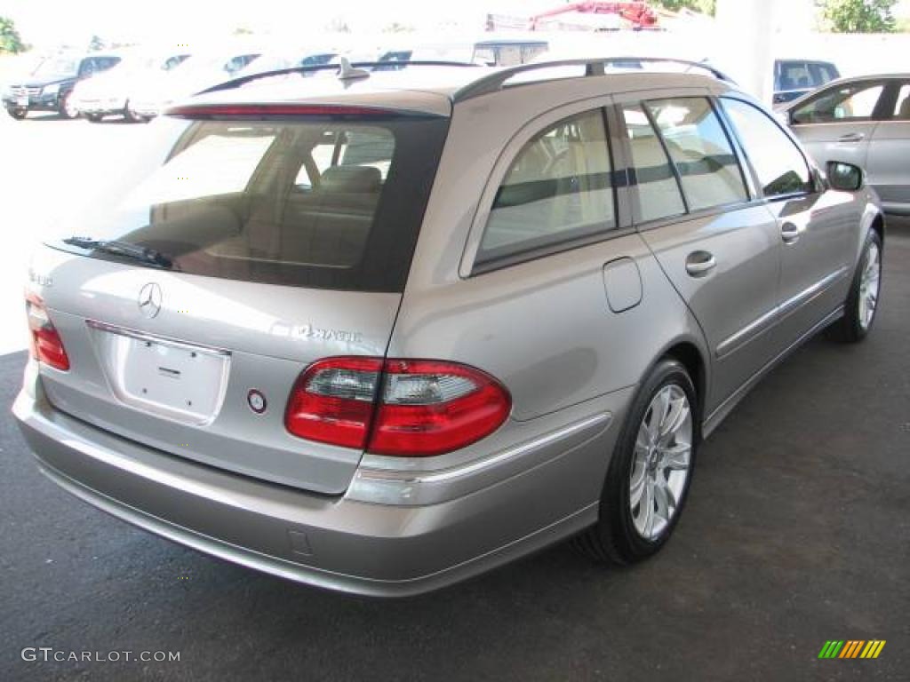2009 E 350 4Matic Wagon - Pewter Metallic / Cashmere photo #4