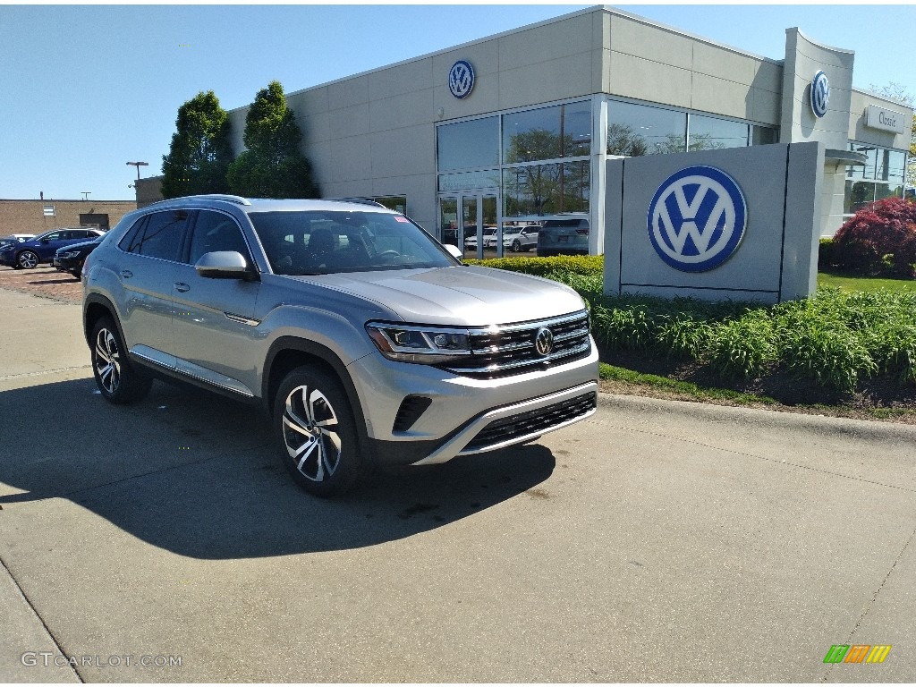 Pyrite Silver Metallic 2021 Volkswagen Atlas Cross Sport SEL Premium 4Motion Exterior Photo #141969144