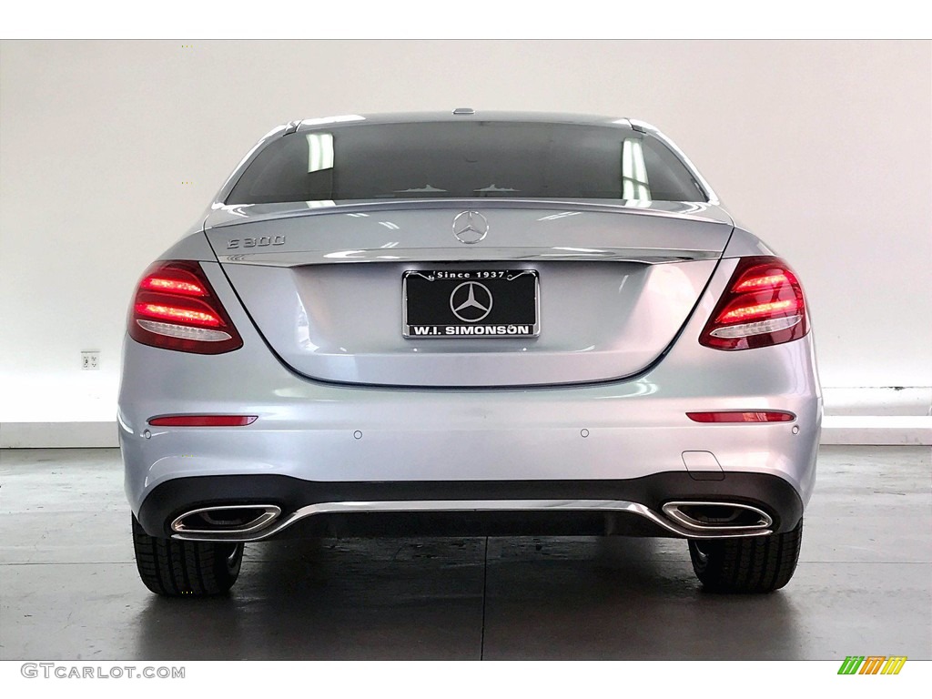 2018 E 300 Sedan - Diamond Silver Metallic / Black photo #3