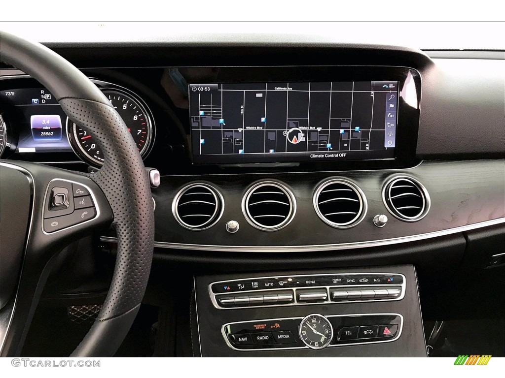 2018 E 300 Sedan - Diamond Silver Metallic / Black photo #5