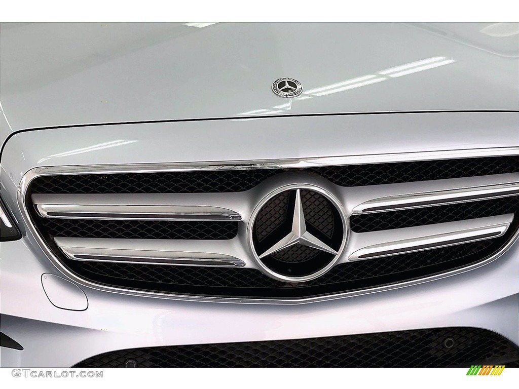 2018 E 300 Sedan - Diamond Silver Metallic / Black photo #30
