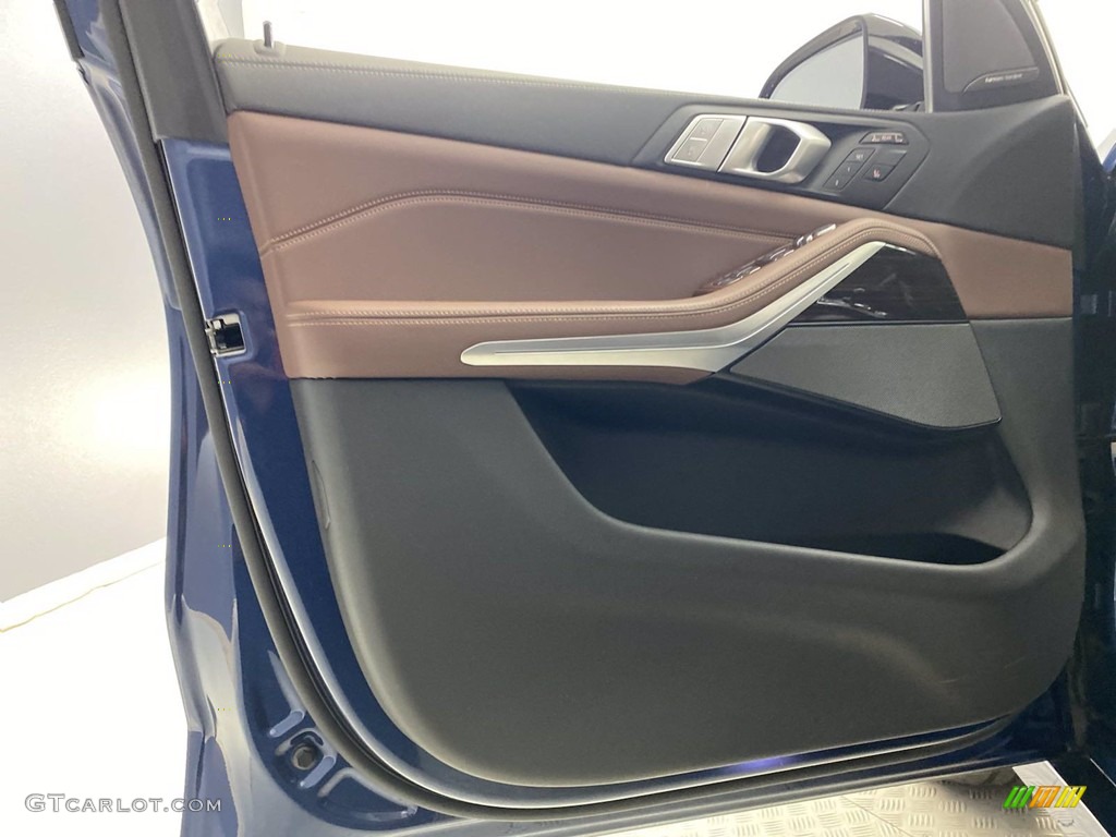 2020 X7 xDrive40i - Phytonic Blue Metallic / Coffee photo #13