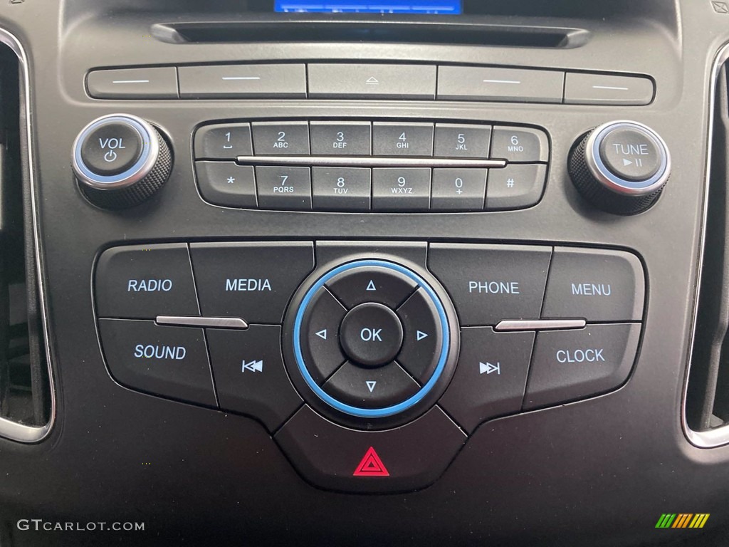 2017 Ford Focus ST Hatch Controls Photo #141978326