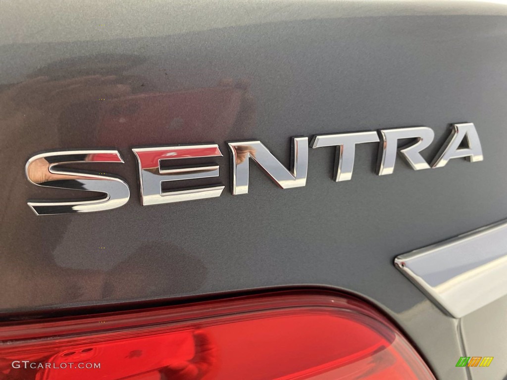 2016 Nissan Sentra SV Marks and Logos Photo #141978740