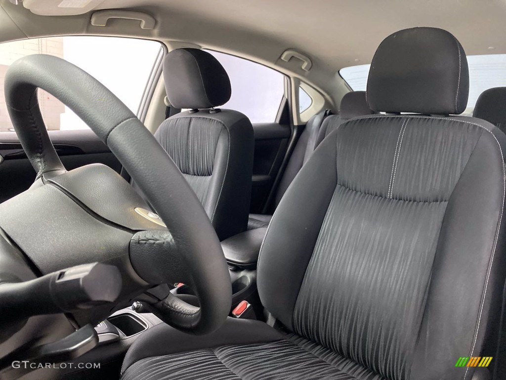 Charcoal Interior 2016 Nissan Sentra SV Photo #141978857