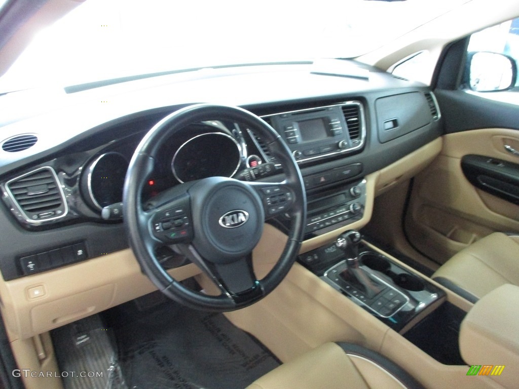 2016 Sedona EX - Venetian Red / Camel photo #26