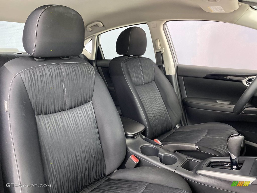 2016 Nissan Sentra SV Front Seat Photo #141979130