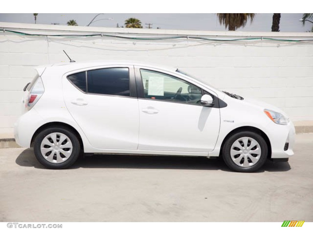 2013 Prius c Hybrid Two - Super White / Light Blue Gray/Black photo #10