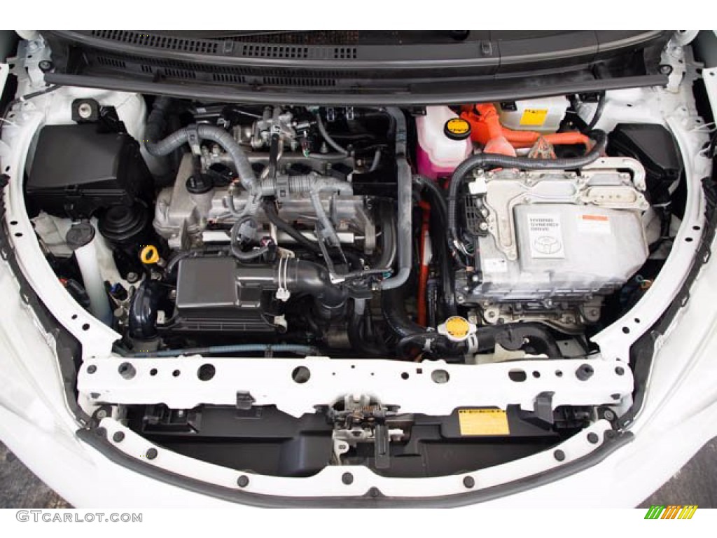 2013 Prius c Hybrid Two - Super White / Light Blue Gray/Black photo #25