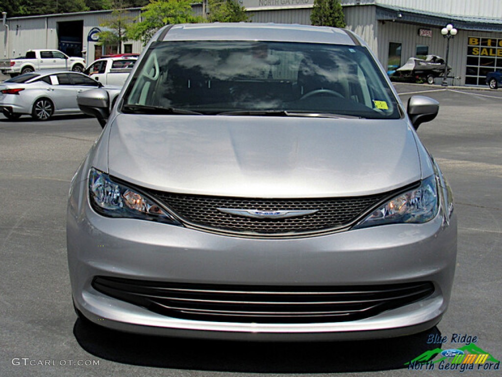 2018 Pacifica L - Billet Silver Metallic / Black/Alloy photo #8