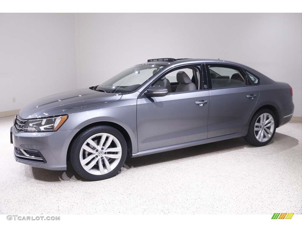 Platinum Gray Metallic 2019 Volkswagen Passat Wolfsburg Exterior Photo #141983132