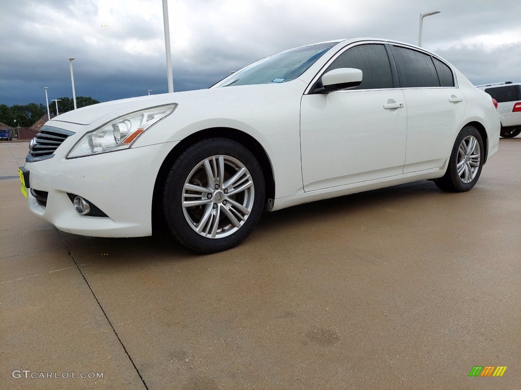 2013 G 37 Journey Sedan - Moonlight White / Stone photo #2