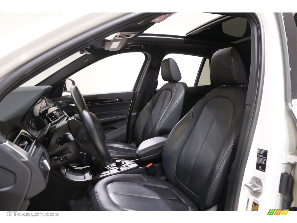 2018 X1 xDrive28i - Alpine White / Black photo #5