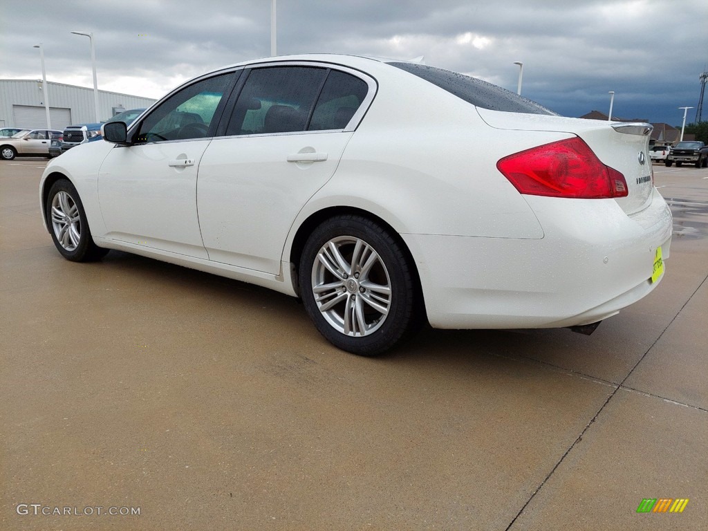 2013 G 37 Journey Sedan - Moonlight White / Stone photo #11