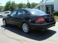 Black - E 350 4Matic Sedan Photo No. 6