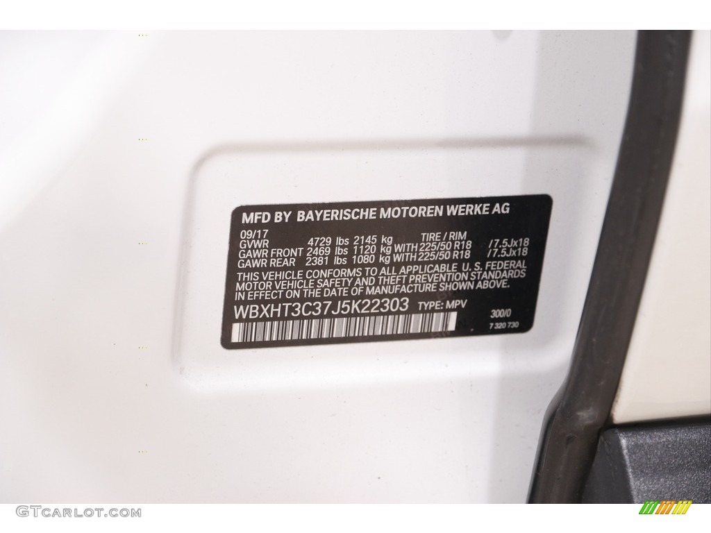 2018 X1 xDrive28i - Alpine White / Black photo #20