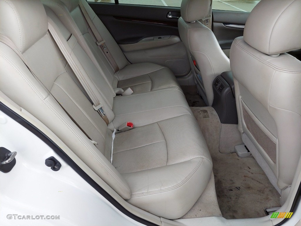 2013 G 37 Journey Sedan - Moonlight White / Stone photo #25