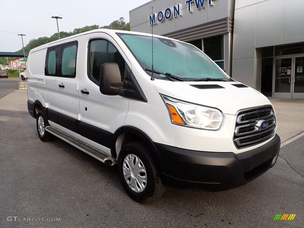2019 Transit Van 250 LR Regular - Oxford White / Charcoal black photo #8