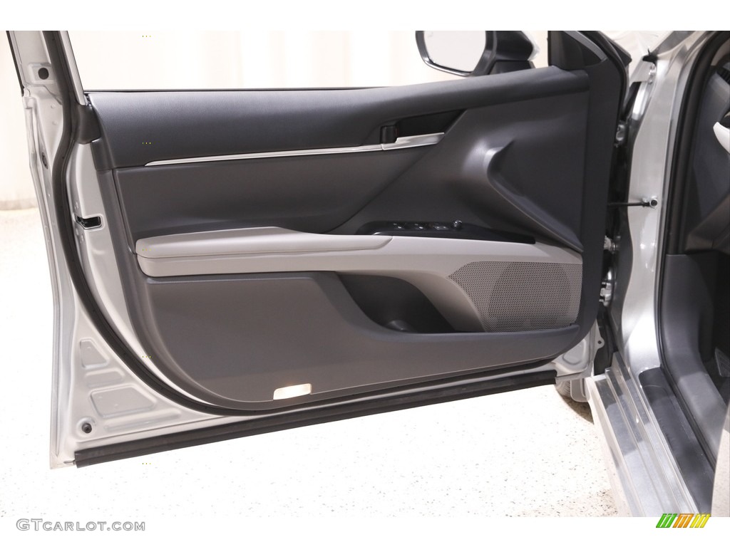 2019 Camry SE - Celestial Silver Metallic / Ash photo #4