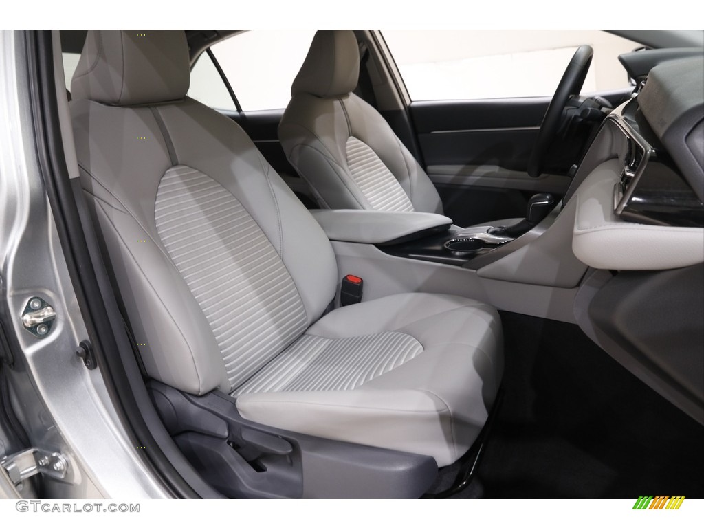 2019 Camry SE - Celestial Silver Metallic / Ash photo #14