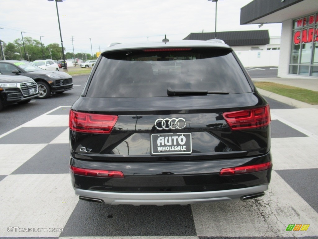 2019 Q7 45 Premium Plus quattro - Orca Black Metallic / Pistachio Beige photo #4