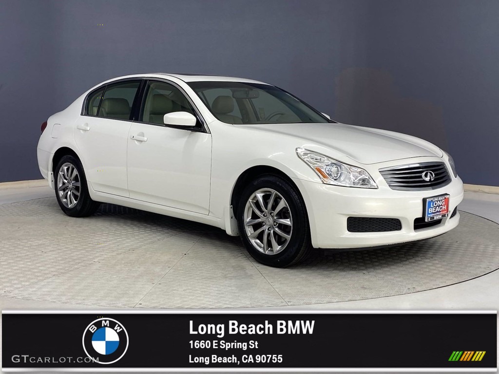 2009 G 37 x Sedan - Moonlight White / Wheat photo #1