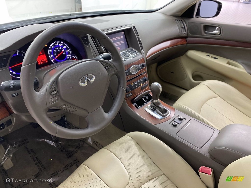 2009 G 37 x Sedan - Moonlight White / Wheat photo #16