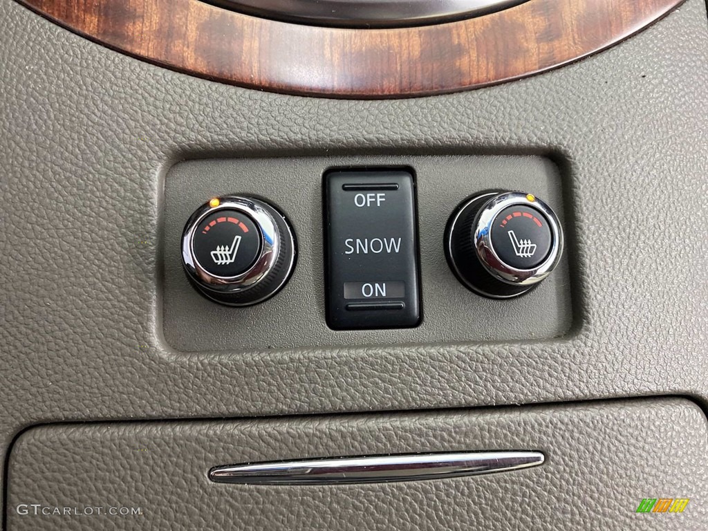 2009 G 37 x Sedan - Moonlight White / Wheat photo #28