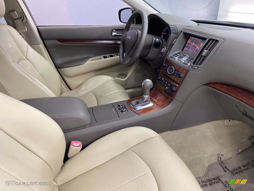 2009 G 37 x Sedan - Moonlight White / Wheat photo #33