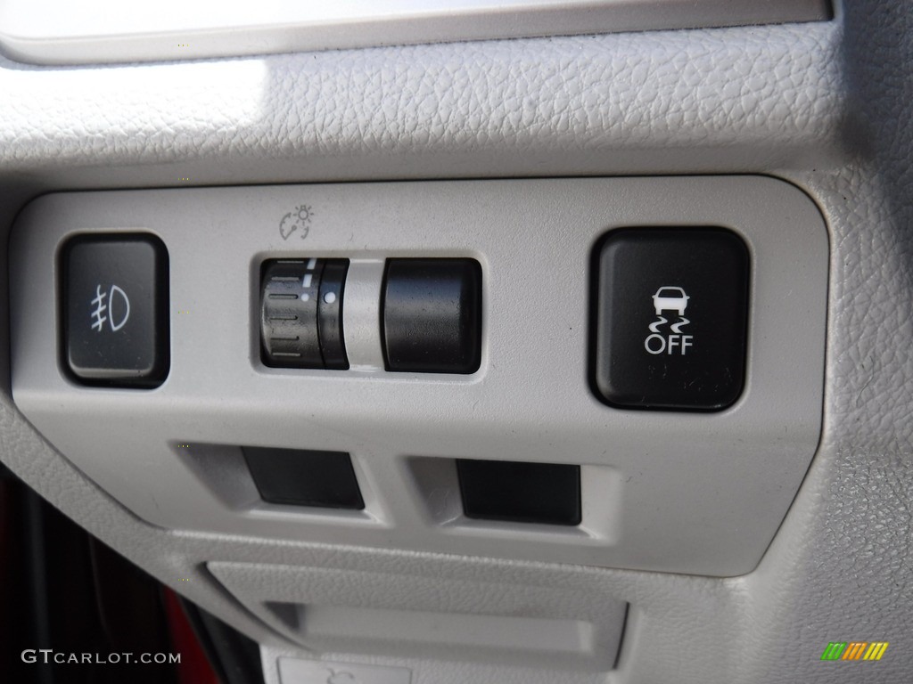 2015 Forester 2.5i Premium - Venetian Red Pearl / Gray photo #25