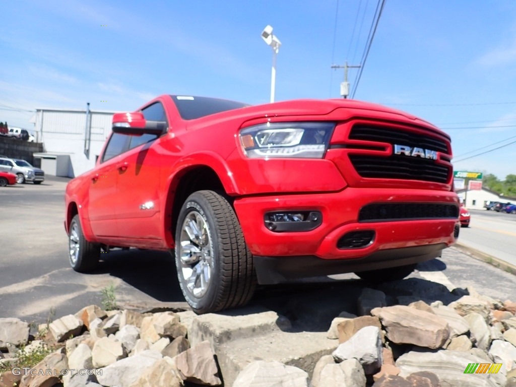 2021 1500 Laramie Crew Cab 4x4 - Flame Red / Black photo #3