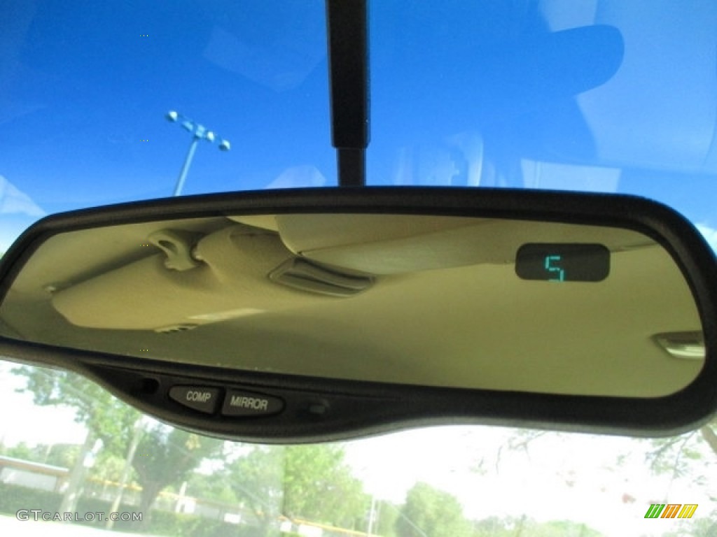 2003 I 35 - Millennium Jade Green / Beige photo #24
