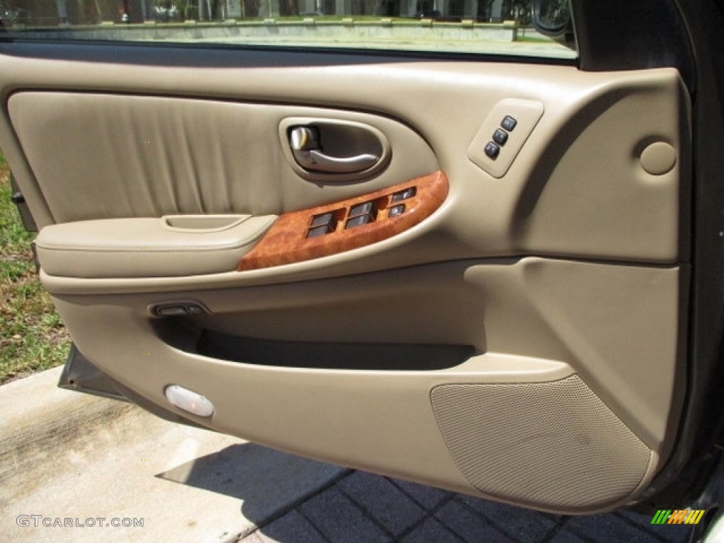 2003 I 35 - Millennium Jade Green / Beige photo #26