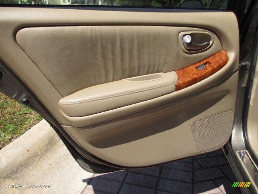 2003 I 35 - Millennium Jade Green / Beige photo #44