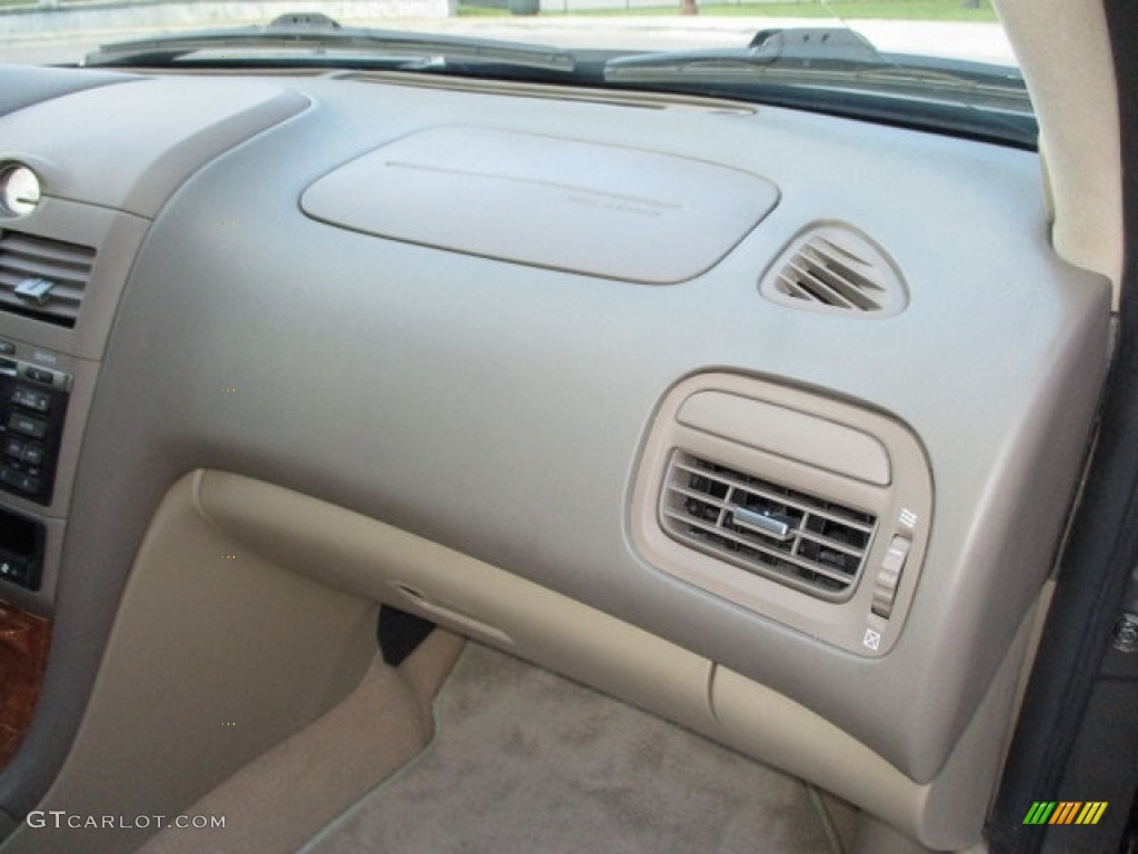 2003 I 35 - Millennium Jade Green / Beige photo #54