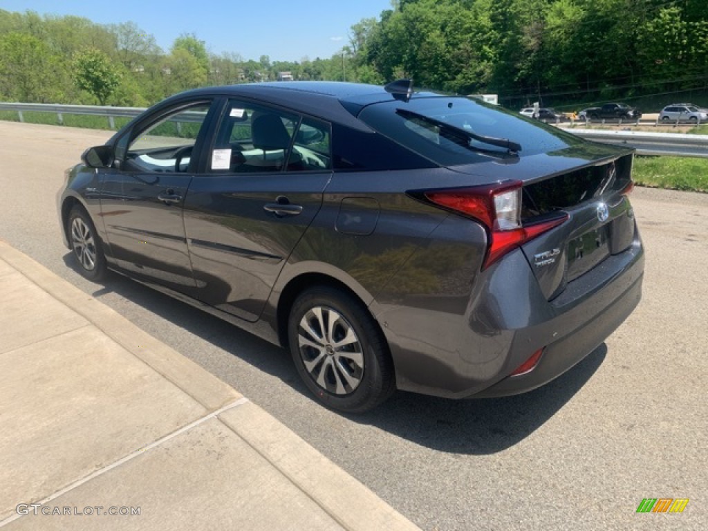 2021 Prius XLE AWD-e - Magnetic Gray Metallic / Moonstone photo #2