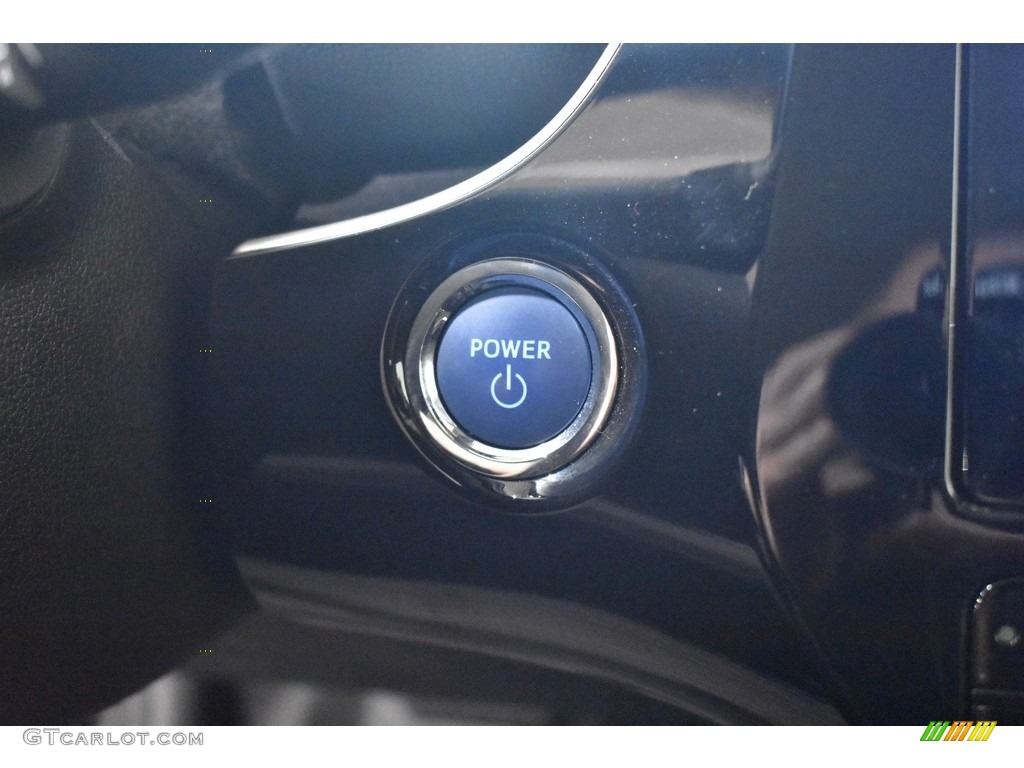 2019 Prius XLE AWD-e - Magnetic Grey Metallic / Black photo #17
