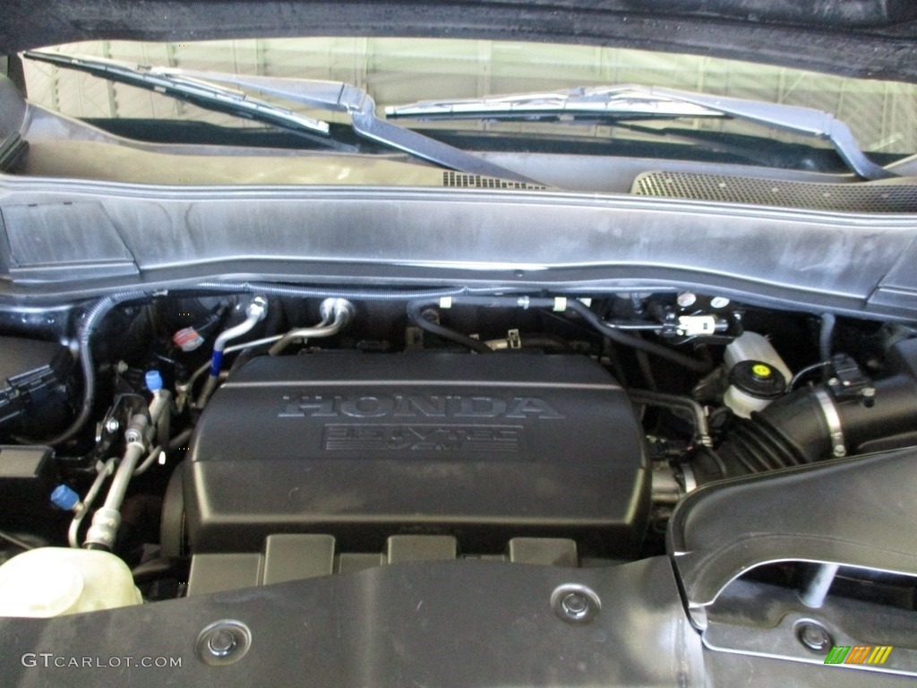 2015 Honda Pilot SE 4WD Engine Photos