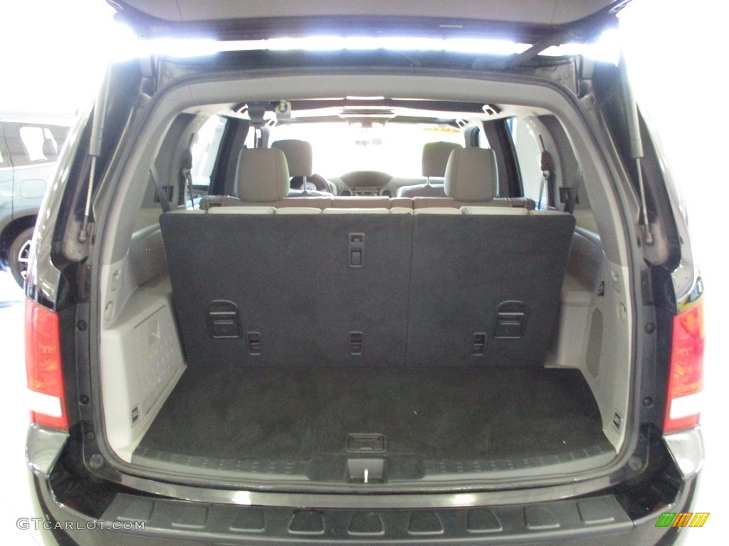 2015 Honda Pilot SE 4WD Trunk Photo #141998754