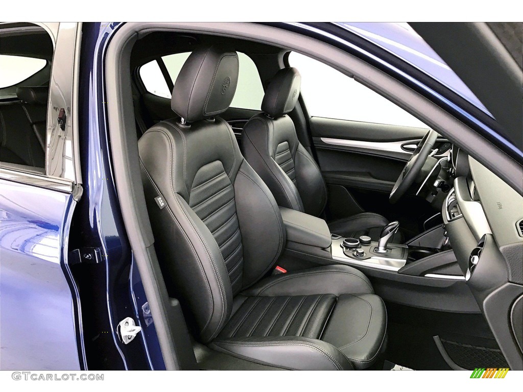 Black/Black Interior 2018 Alfa Romeo Stelvio Ti Sport AWD Photo #141998928