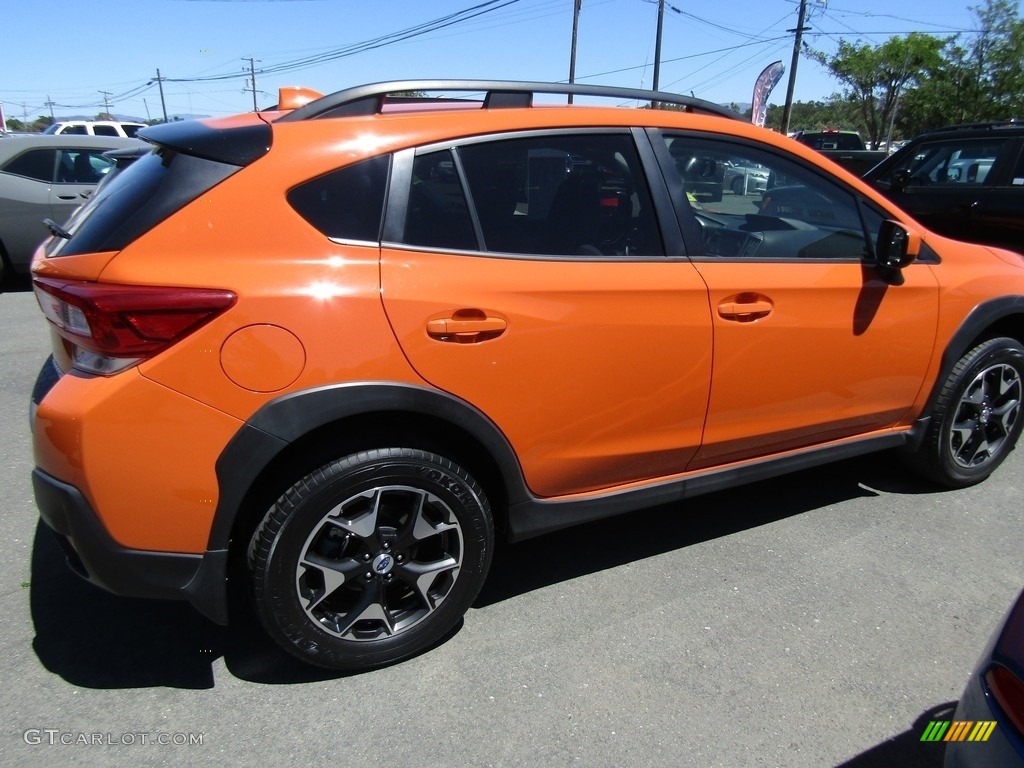 2018 Crosstrek 2.0i Premium - Sunshine Orange / Gray photo #7