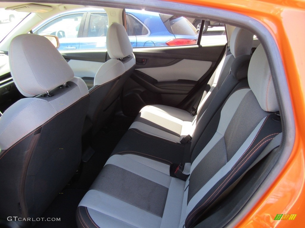 2018 Crosstrek 2.0i Premium - Sunshine Orange / Gray photo #16