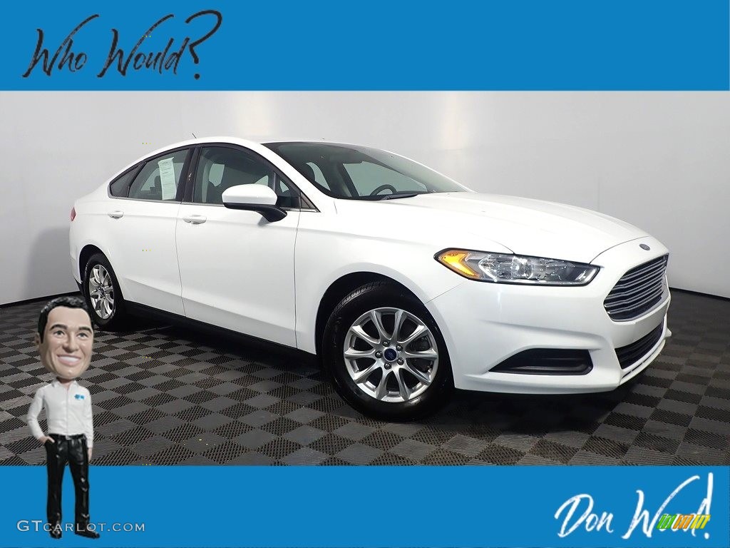 2015 Fusion S - Oxford White / Earth Gray photo #1